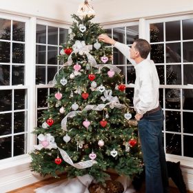 36Pcs Valentines Heart Shaped Ornaments - Valentines Heart Decorations - Red Pink Silver Glitter Heart Shaped Baubles - Romantic Christmas Valentines
